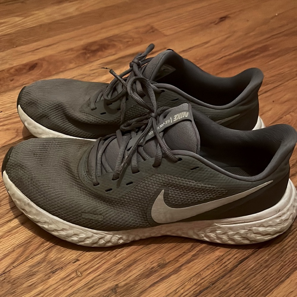 Gray Nike Sneakers